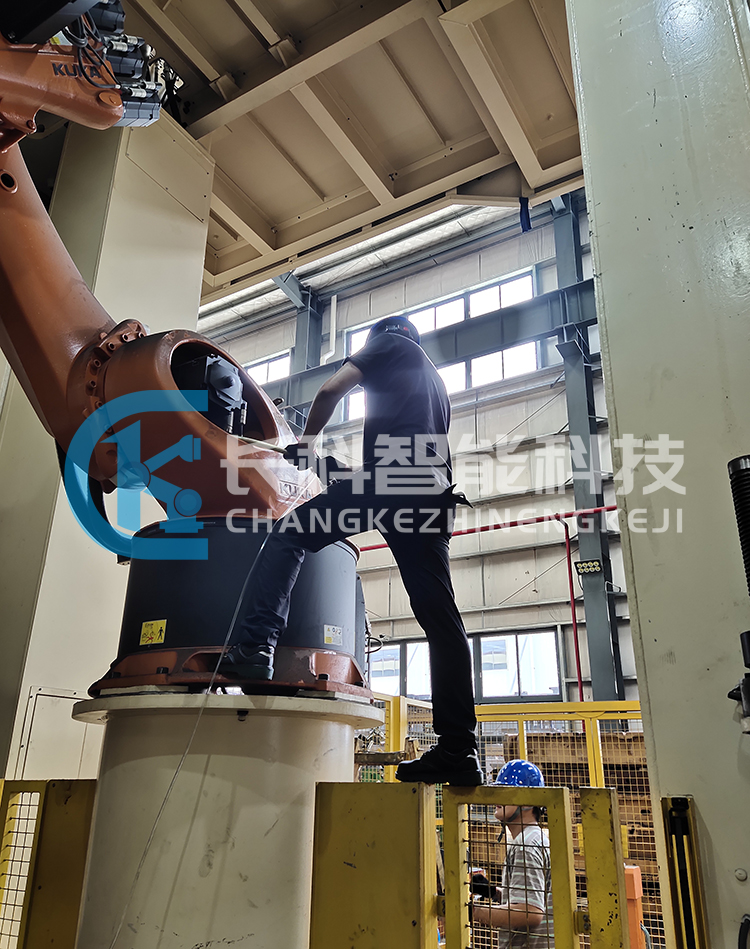 庫卡機器人KR120 R3500 press保養護理 庫卡機器人KR120 R3500 press保養護理