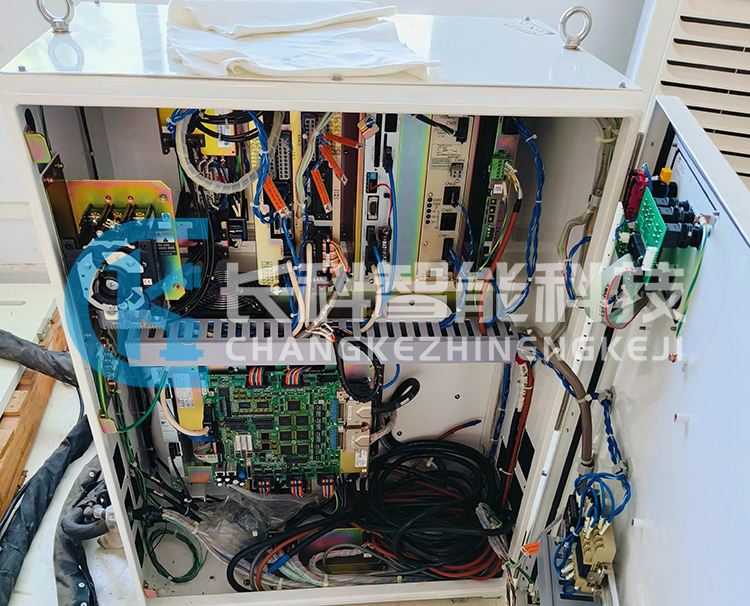 安川控制柜YASNAC XRC CSL1200D 安川控制柜YASNAC XRC CSL1200D