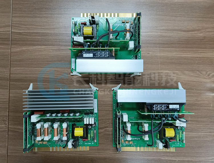 Nidec Sankyo三協(xié)機(jī)器人控制柜板子0570170N Nidec Sankyo三協(xié)機(jī)器人控制柜板子0570170N